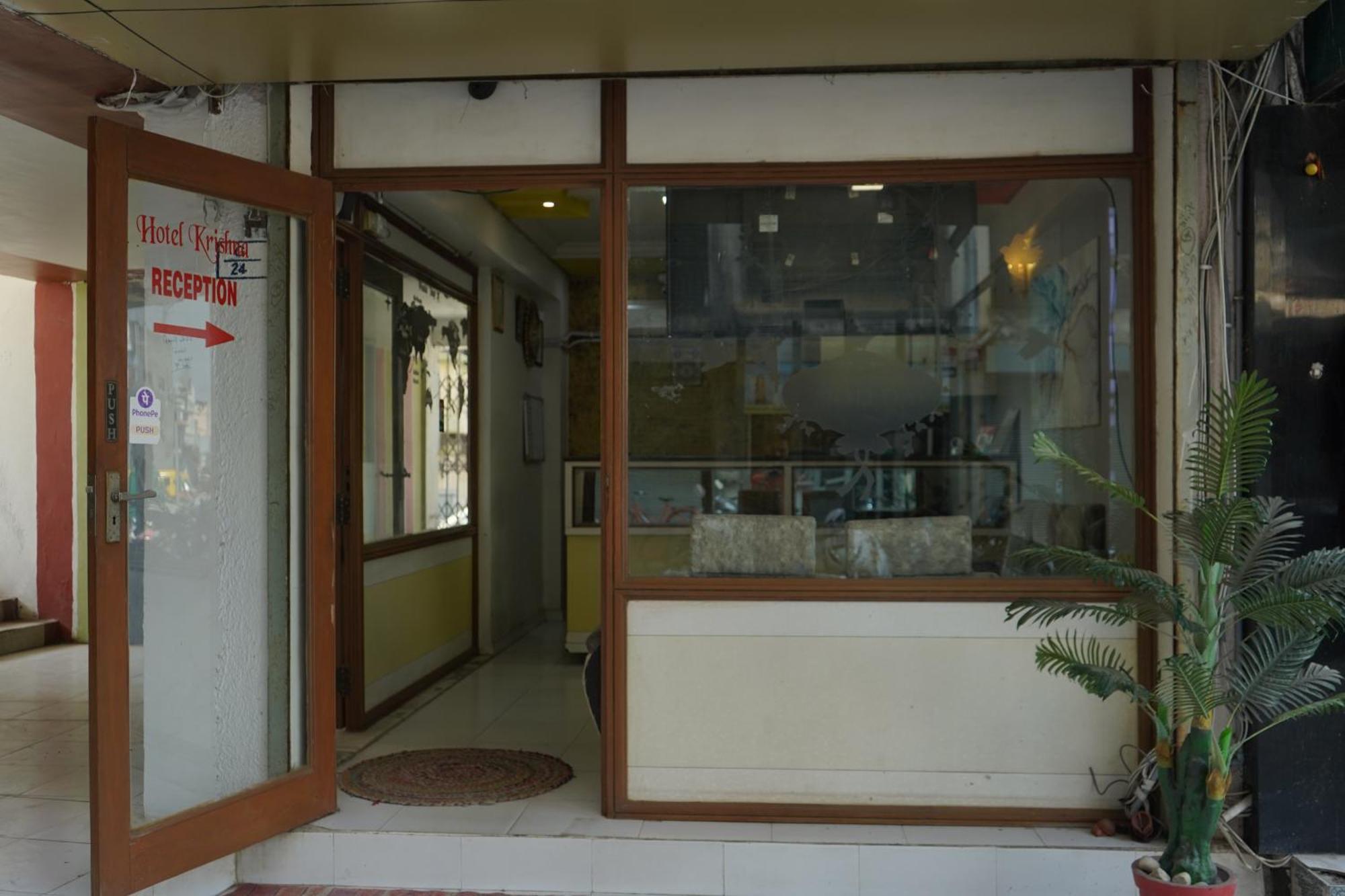 Hotel Krishna 아흐메다바드 외부 사진